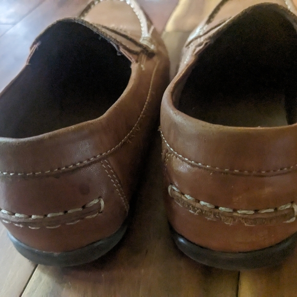 Florsheim Boys Loafers Soft leather size 3-3.5 - Picture 2 of 3